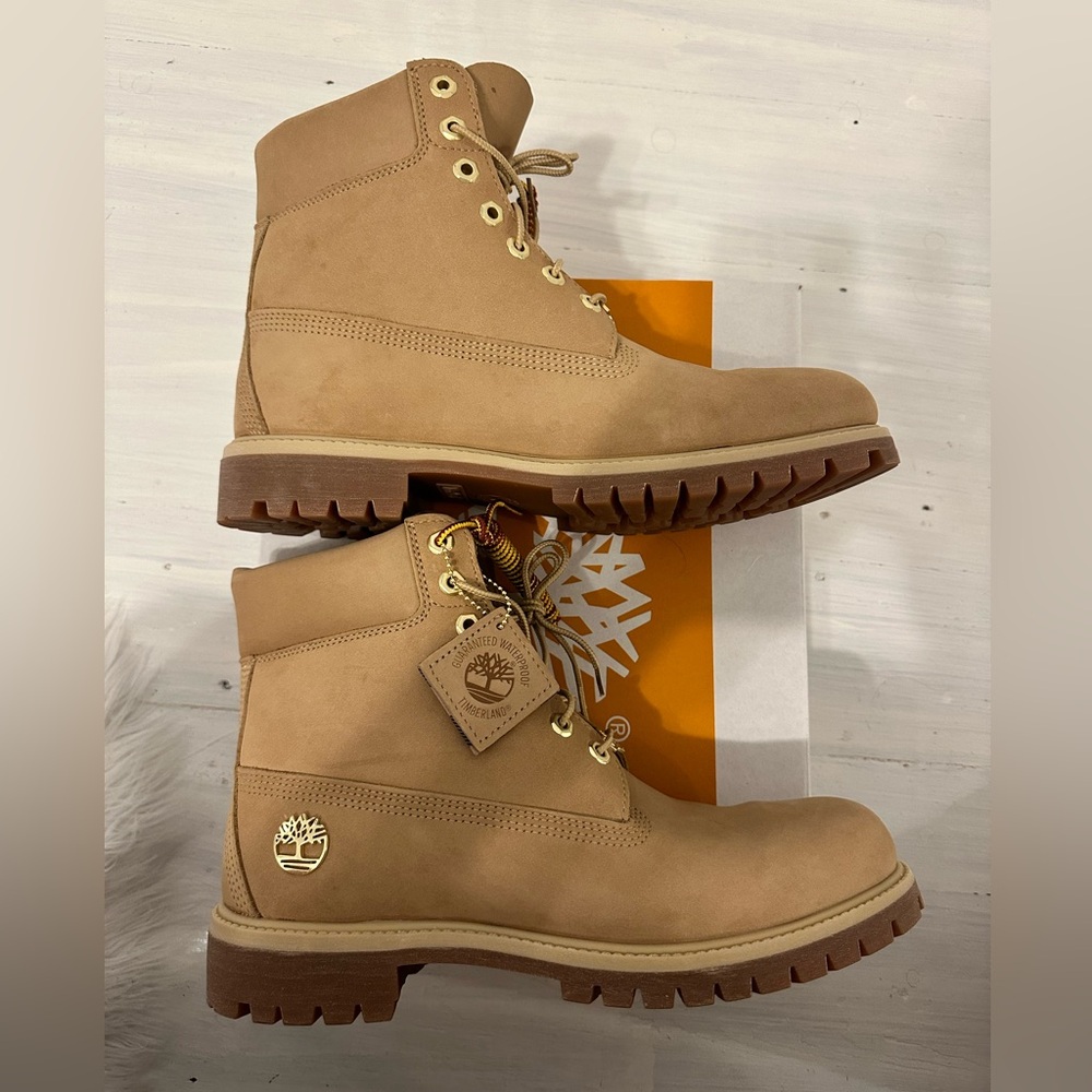 Timberland 6-Inch Premium Primaloft Waterproof Boots - Size 10.5 US, Light Beige